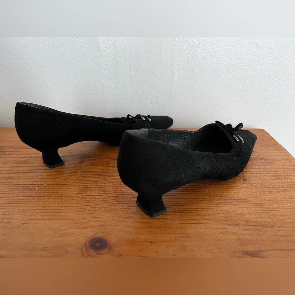 Stuart Weitzman Suede Bow Kitten Square Toe Heels - image 5